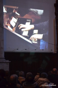 Concierto benéfico para el órgano Stoltz - Bergara - Pais Vasco - Loreto Aramendi - Pantalla Detalle
