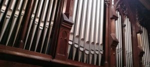 Konzert in der Pfarrei der Franziskaner von Donostia. Amezua Orgel.